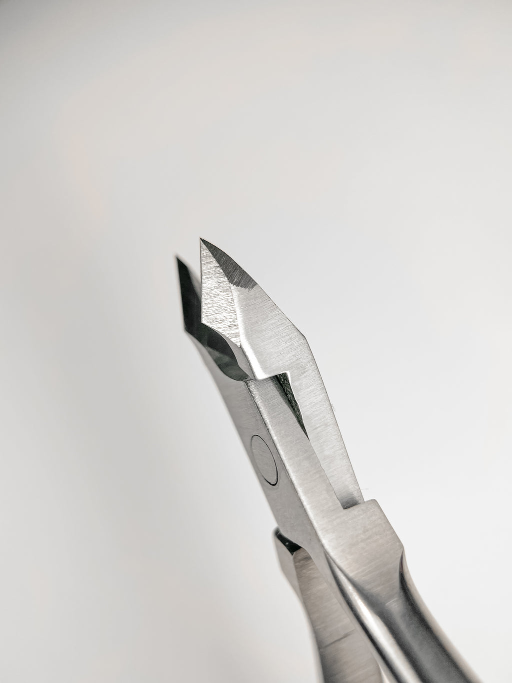 LePhine Pro Cuticle Nippers