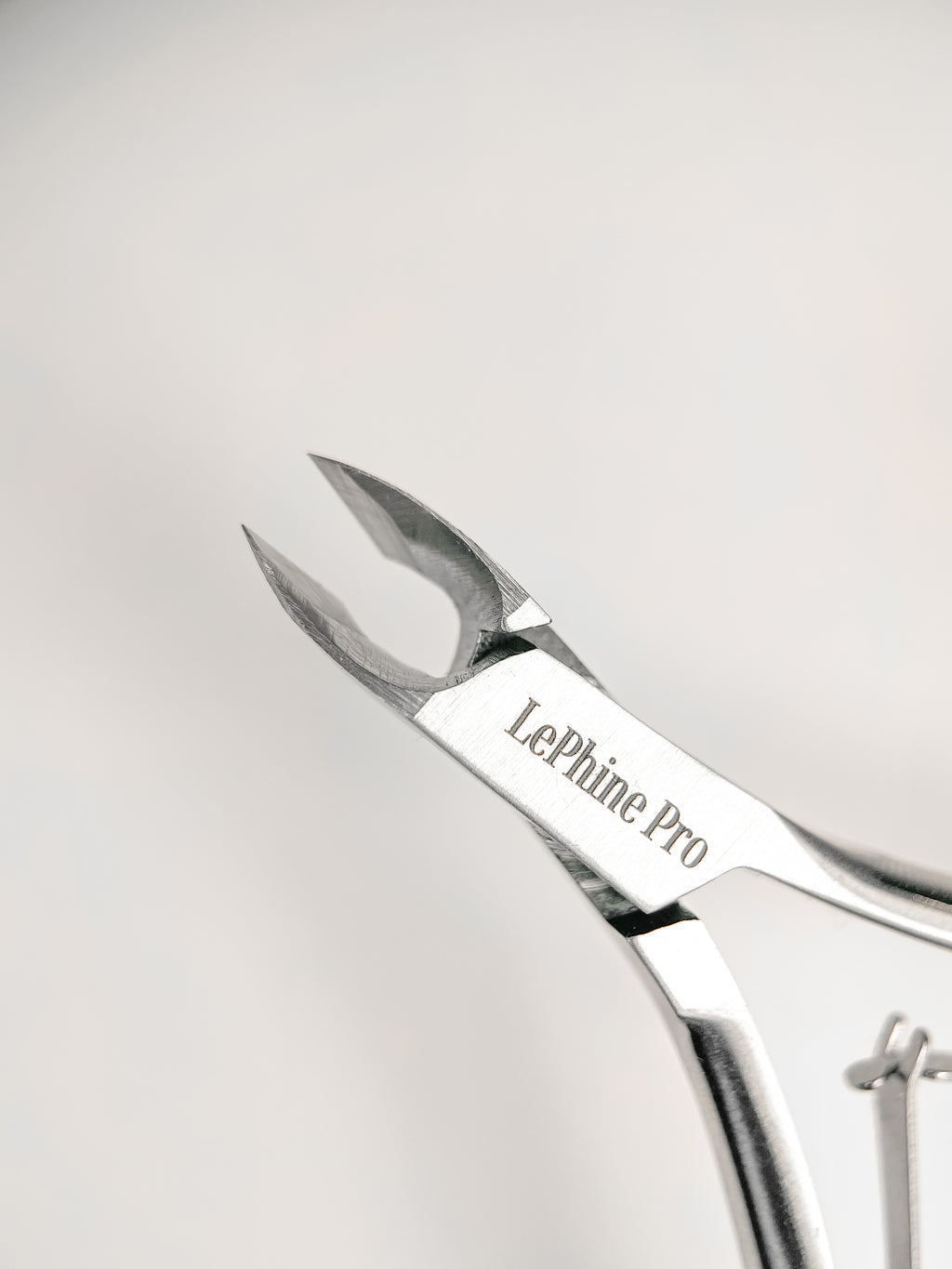 LePhine Pro Cuticle Nippers