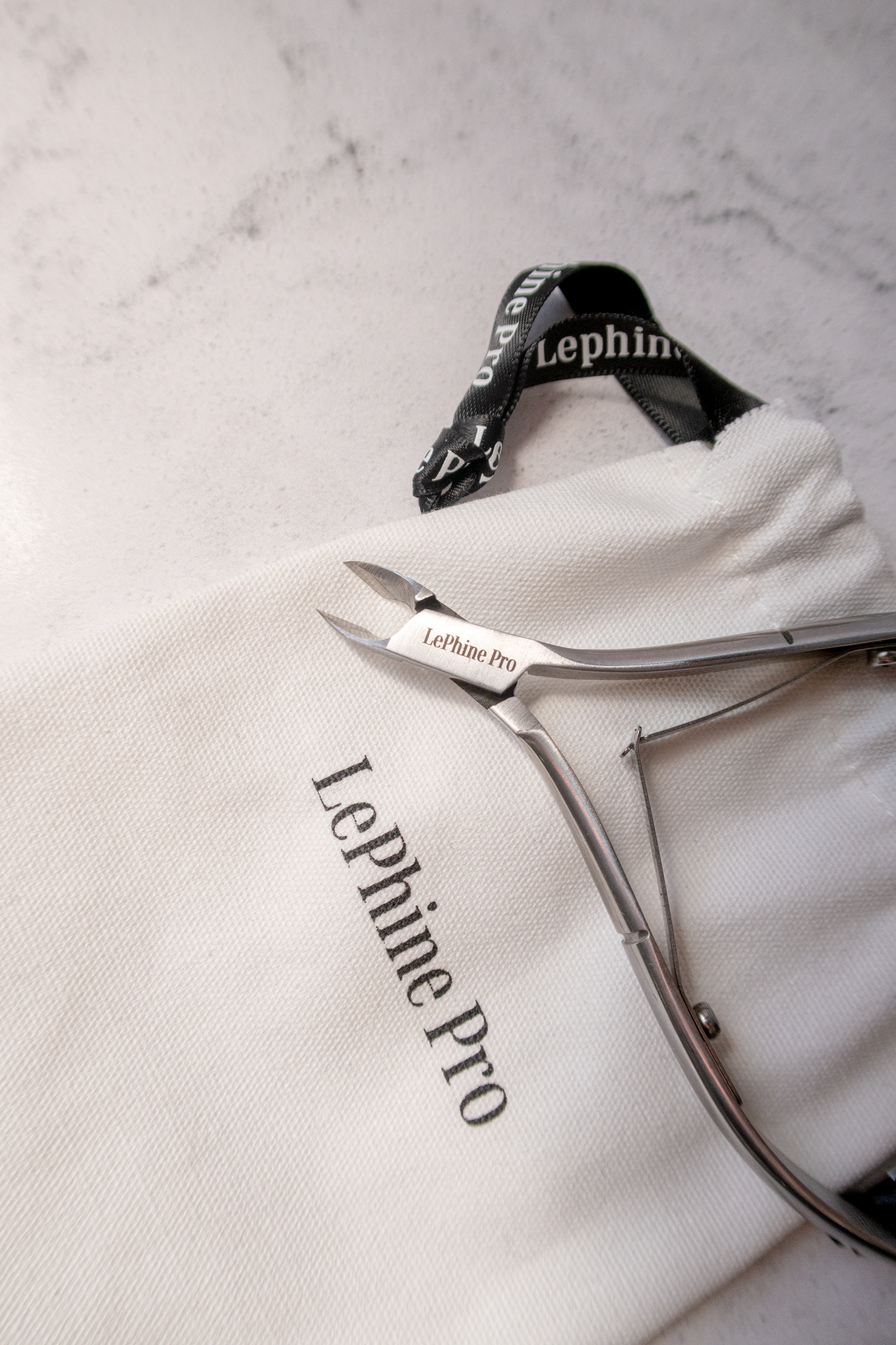 LePhine Pro Cuticle Nippers