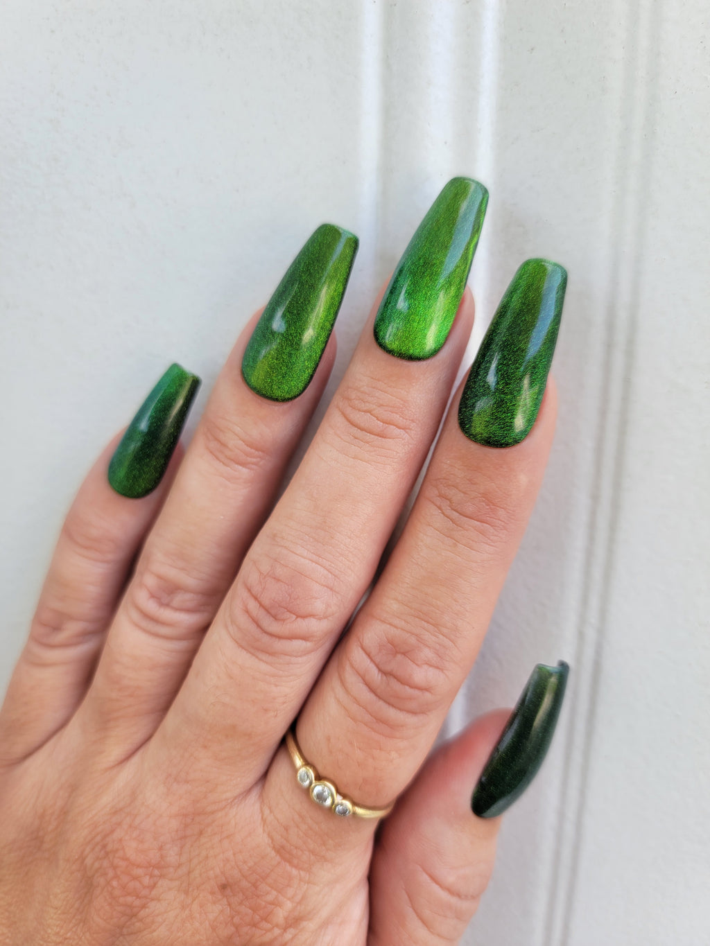 Vertigo P+ Cat Eye Gel Polish