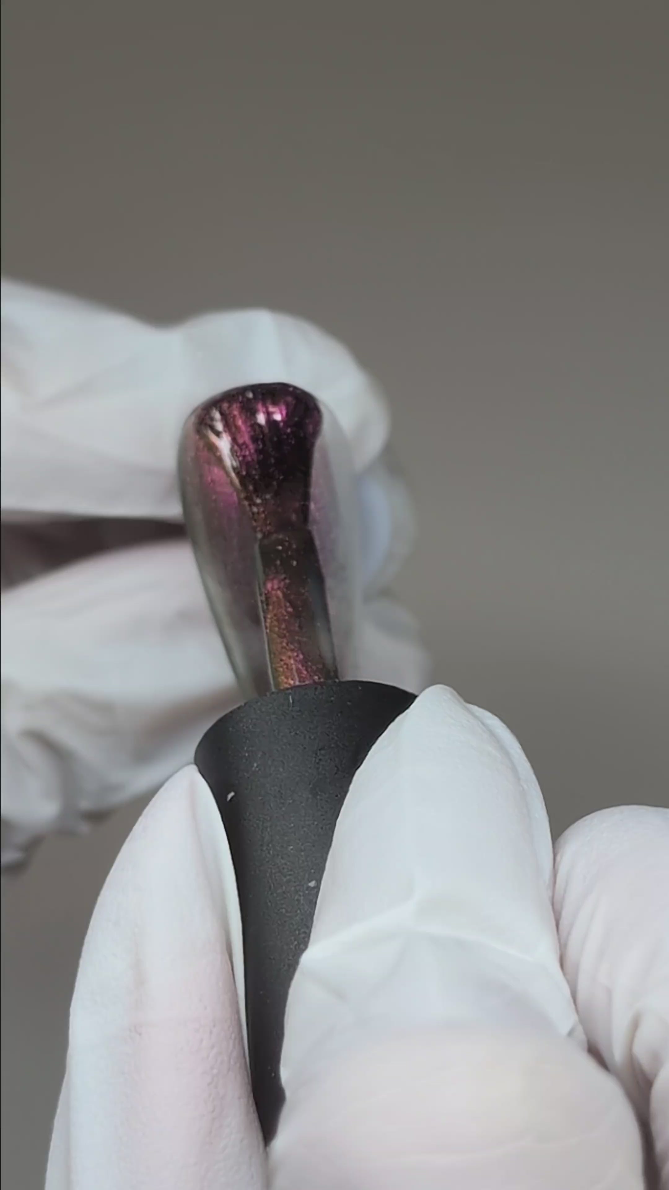 Aurora Kitty P+ Cat Eye Gel Polish