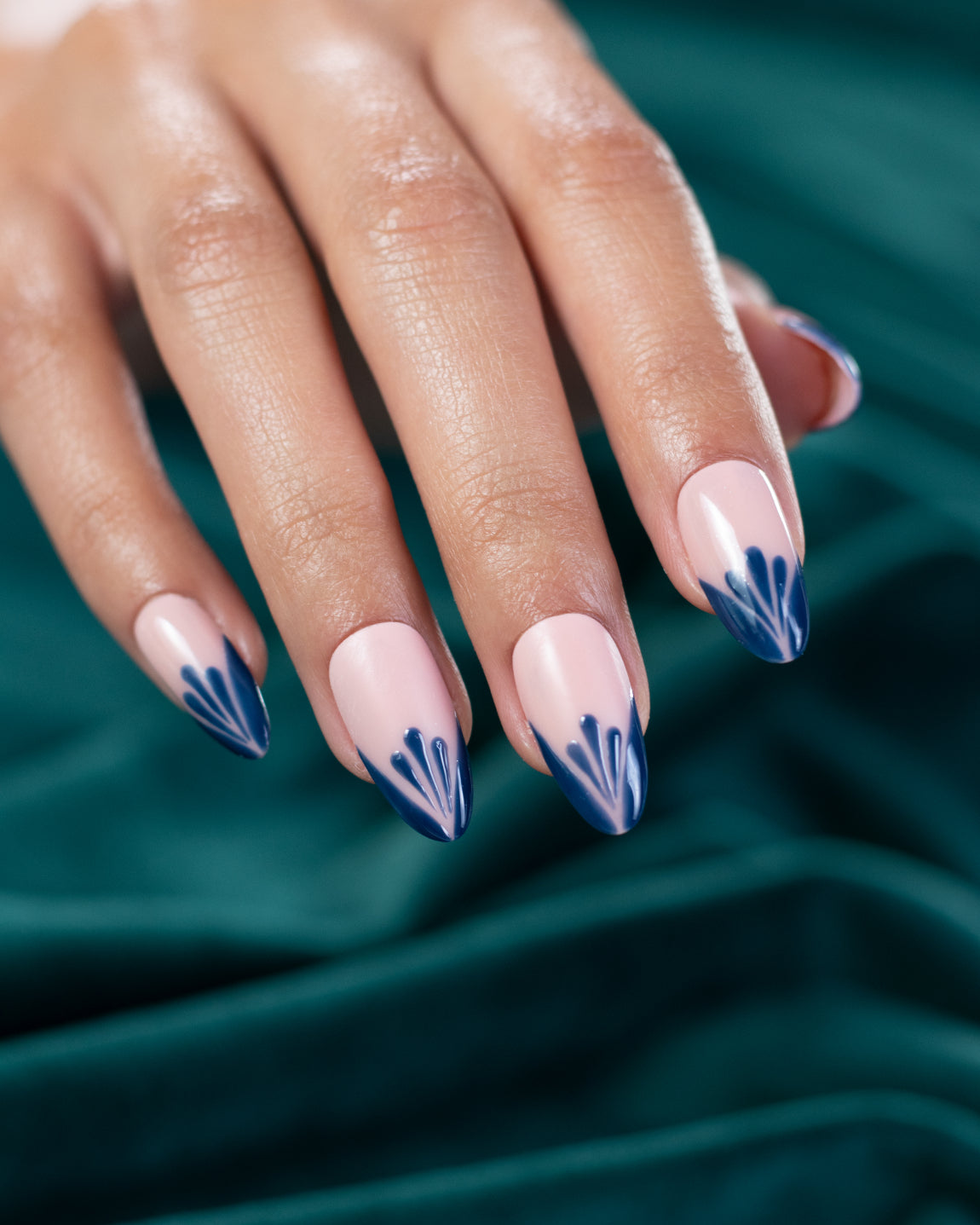 light pink nails with navy dress How to Choose Nail Polish Colour to Complement Your Dress